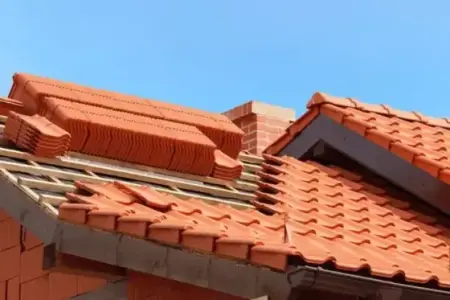 Pose et rénovation de toiture en tuiles à Gauriaguet